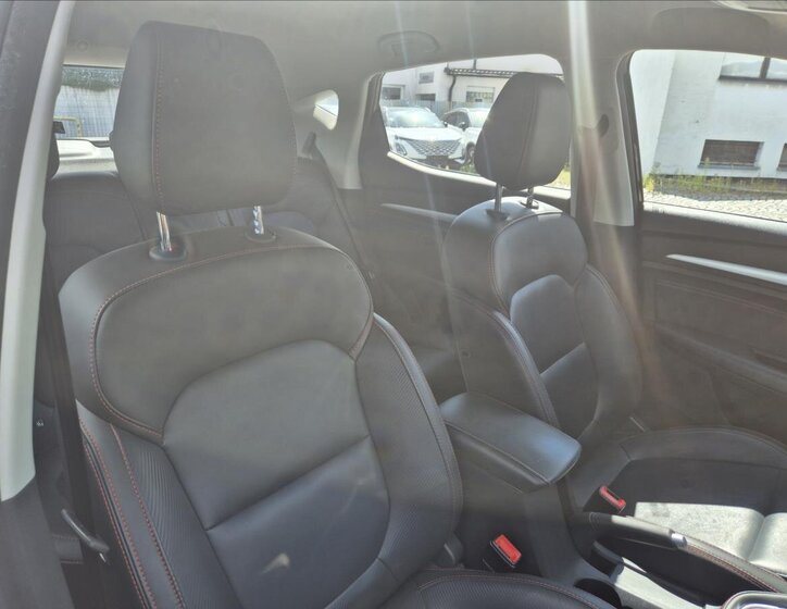 MG ZS Hatchback 1,5 l 78 kw