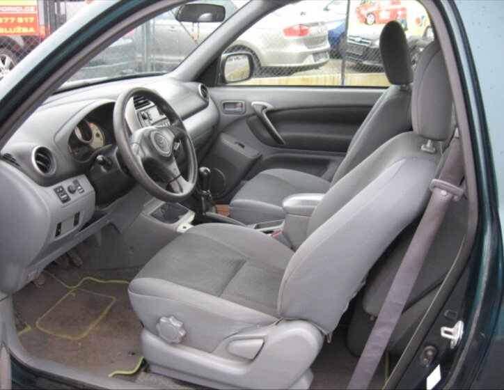 Toyota RAV4 Kombi 1,8 l 92 kw