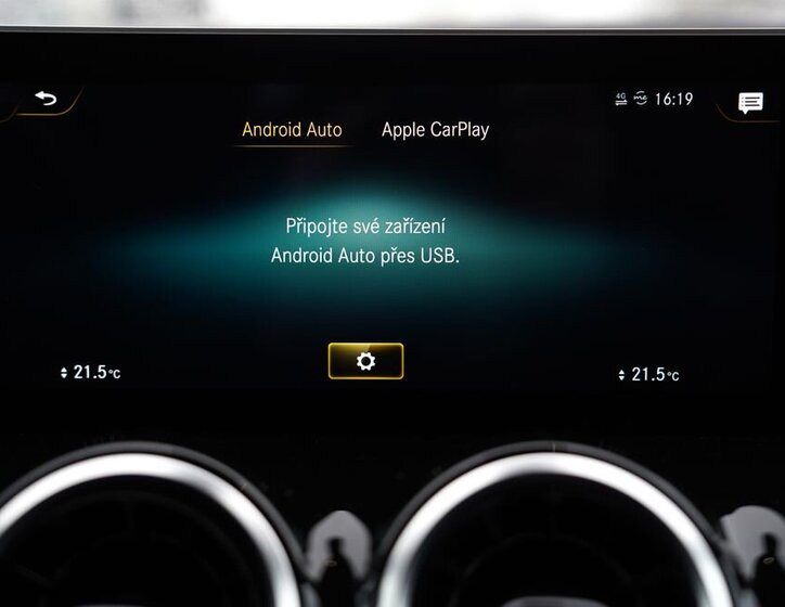 Mercedes-Benz GLB SUV / Terénní 2,0 l 110 kw