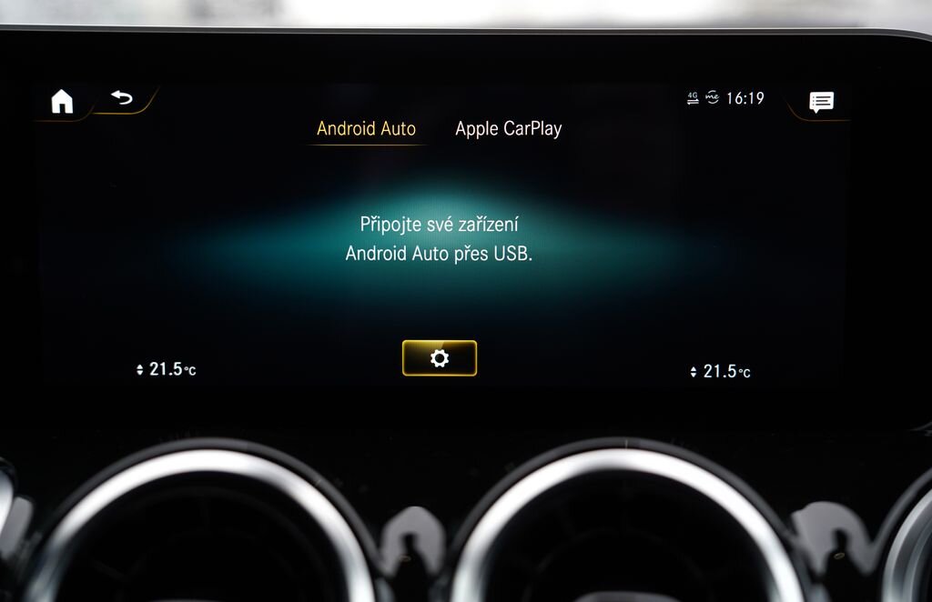 Mercedes-Benz GLB SUV / Terénní 2,0 l 110 kw