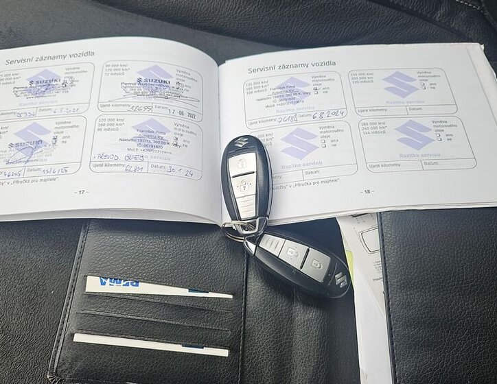 Suzuki Vitara SUV / Terénní 1,6 l 88 kw