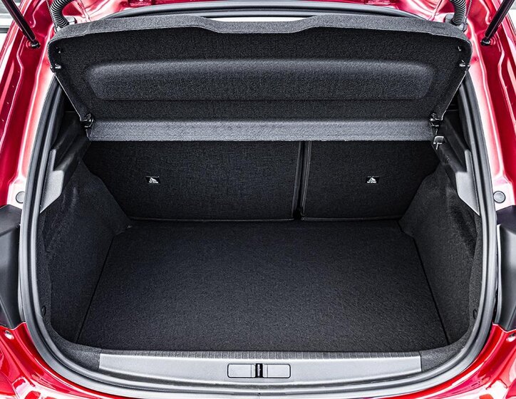 Peugeot 208 Hatchback 1,2 l 74 kw