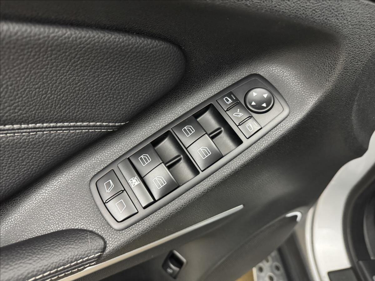 Mercedes-Benz GL SUV / Terénní 3,0 l 165 kw