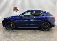 Alfa Romeo Stelvio 4