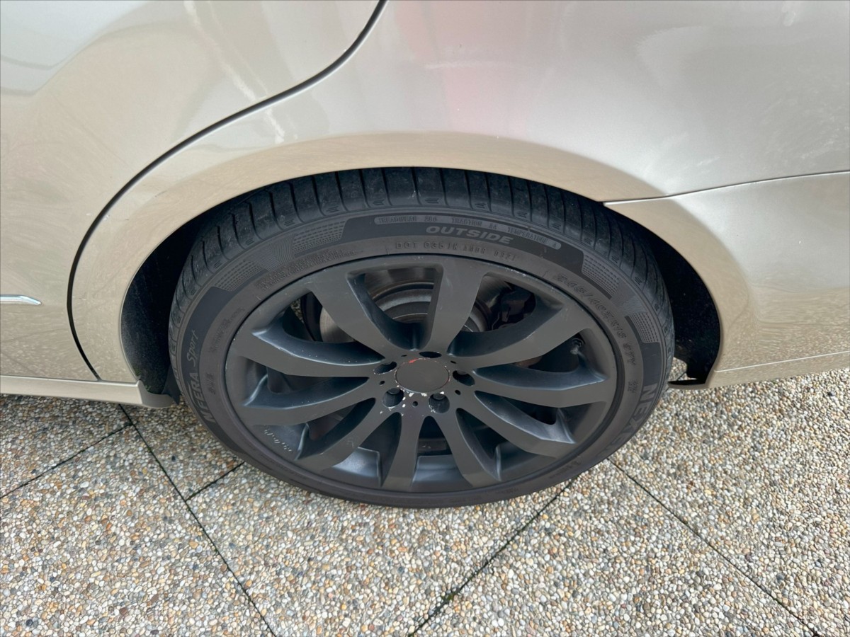 Mercedes-Benz Třídy E