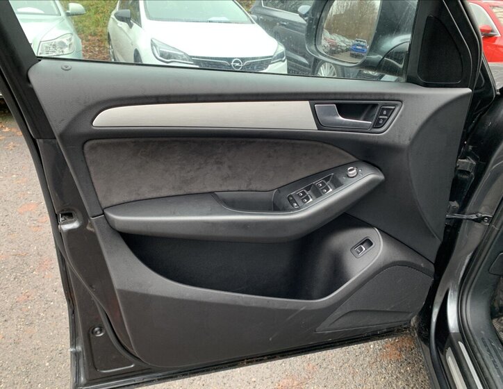 Audi Q5 SUV 2,0 l 140 kw