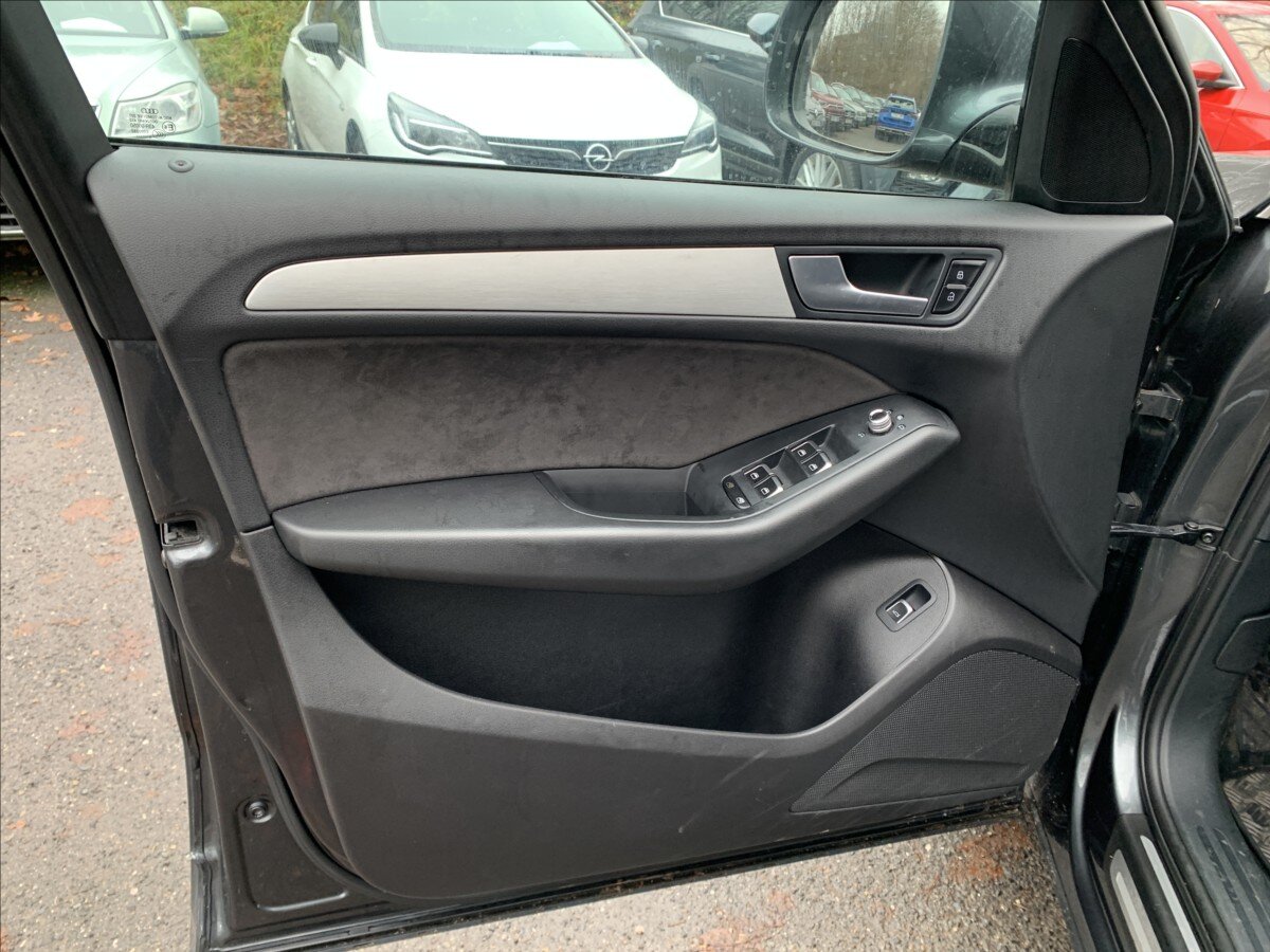 Audi Q5 SUV 2,0 l 140 kw