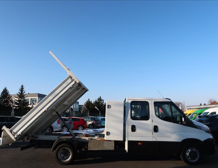 Iveco Daily Sklápěč 2,3 l 100 kw