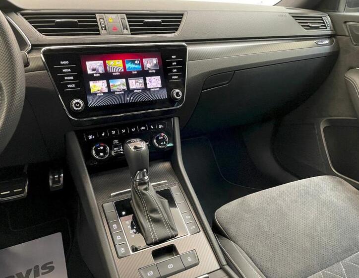 Škoda Superb 22