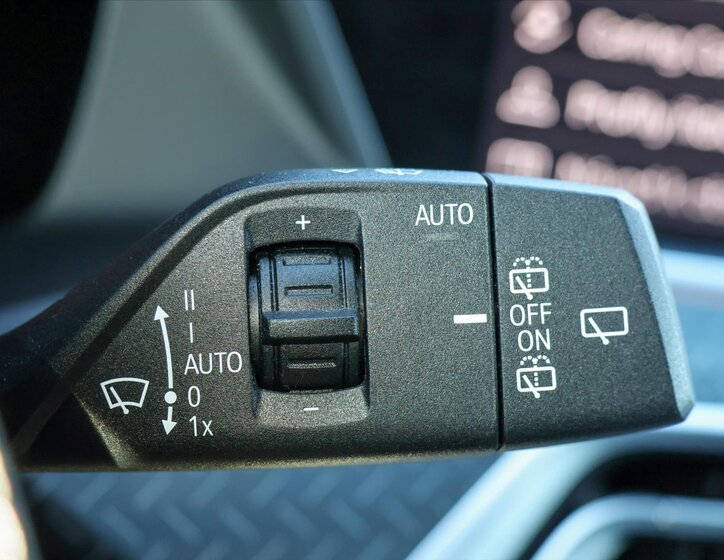 BMW X5 SUV / Terénní 3,0 l 250 kw