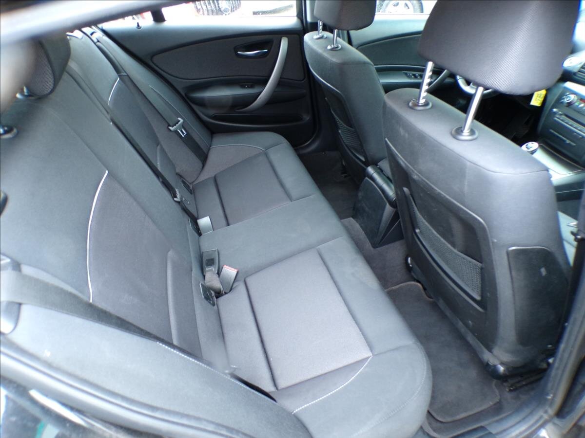 BMW Řada 1 Kombi 2,0 l 100 kw