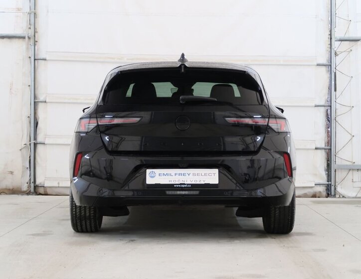 Opel Astra Hatchback 1,2 l 96 kw