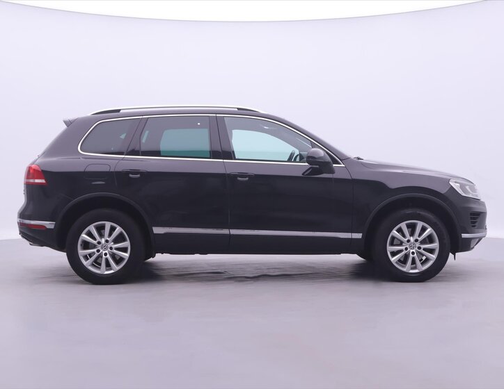 Volkswagen Touareg 8