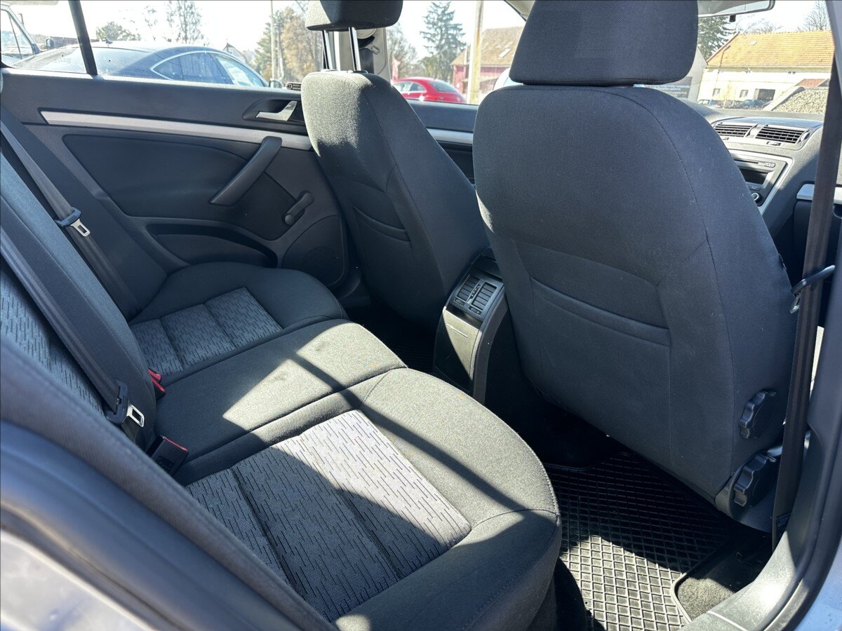 Škoda Octavia Kombi 1,6 l 77 kw