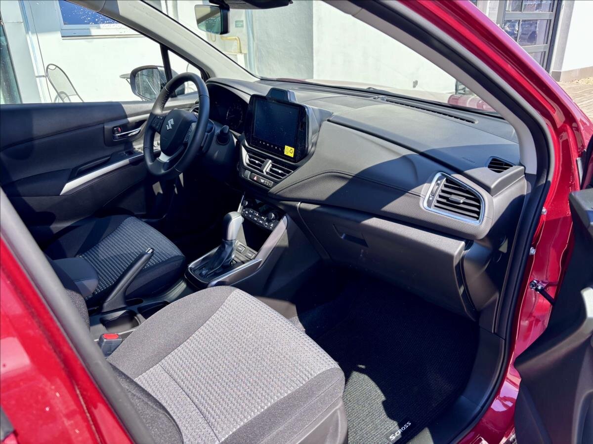 Suzuki S-Cross SUV / Terénní 1,4 l 81 kw