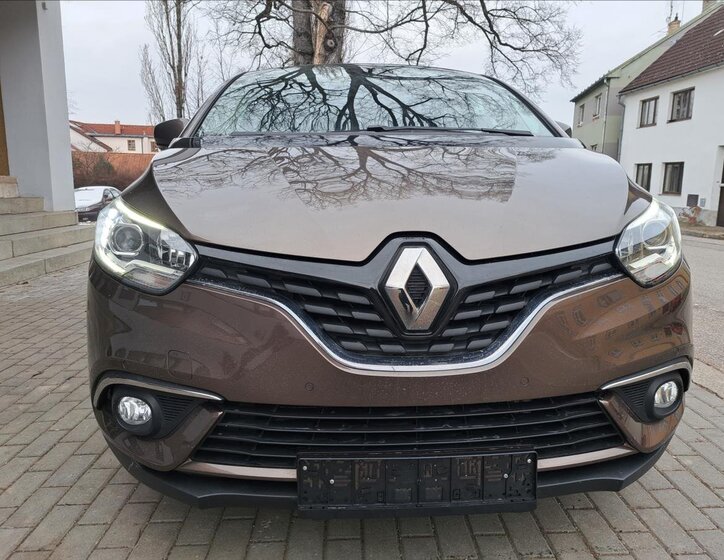 Renault Grand Scénic 22