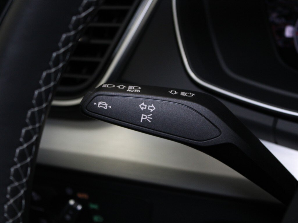 Audi Q5 SUV 2,0 l 150 kw