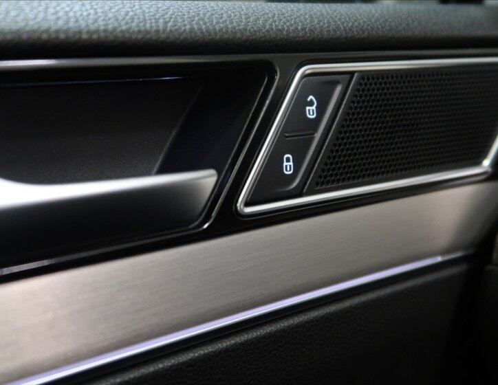 Volkswagen Passat Kombi 2,0 l 140 kw