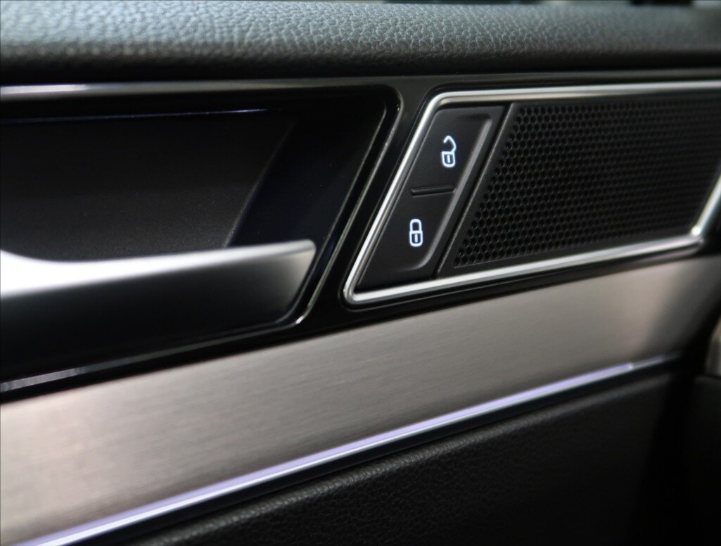 Volkswagen Passat Kombi 2,0 l 140 kw