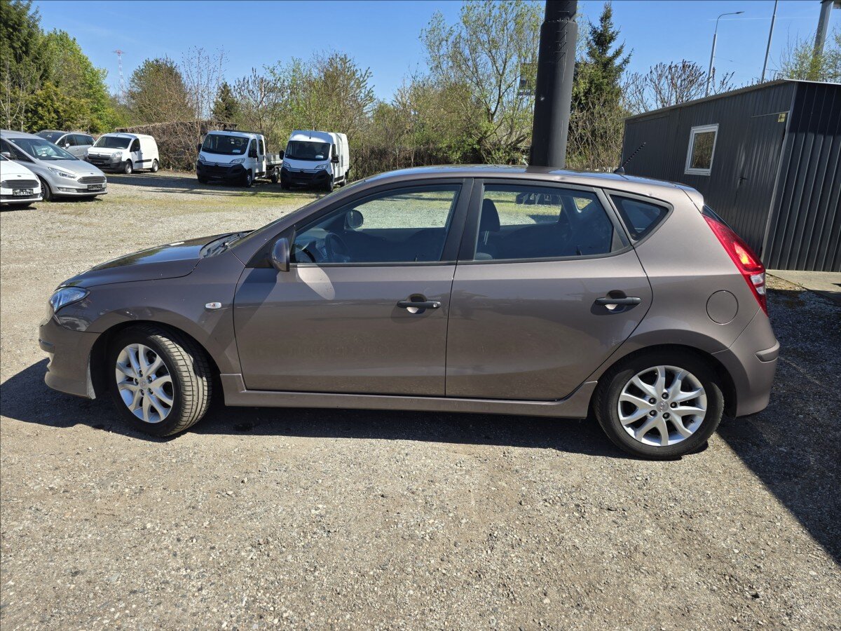 Hyundai i30 Hatchback 1,4 l 80 kw