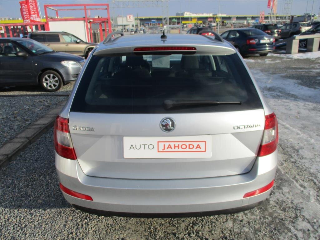 Škoda Octavia Kombi 2,0 l 110 kw