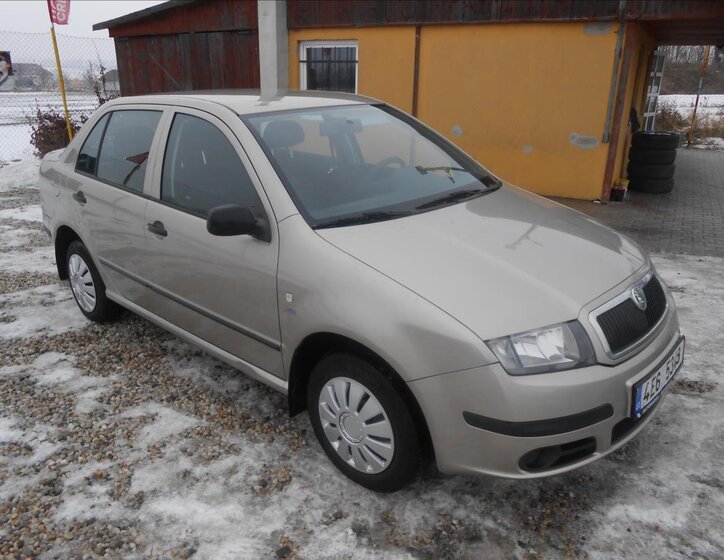 Škoda Fabia Sedan / Limuzína 1,2 l 47 kw