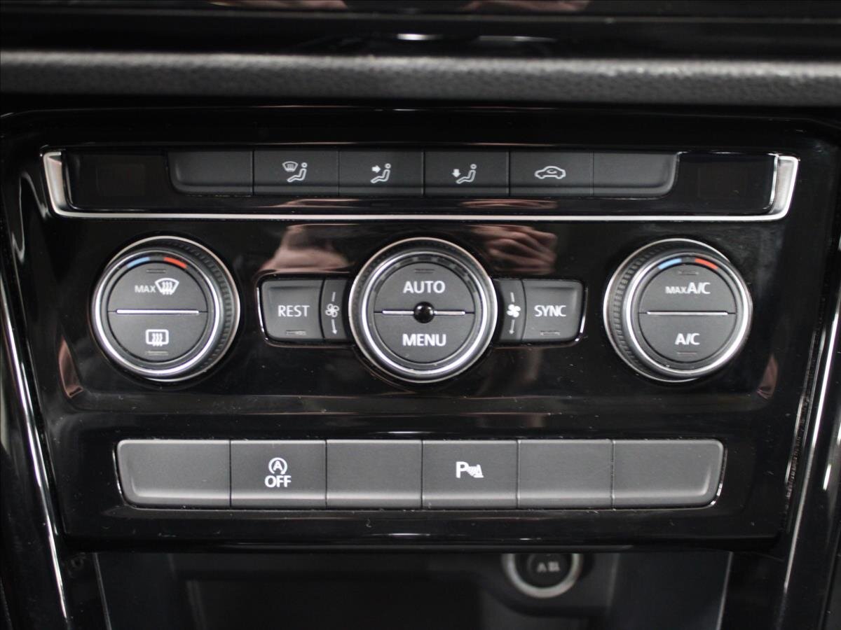 Volkswagen Touran SUV / Terénní 1,4 l 110 kw