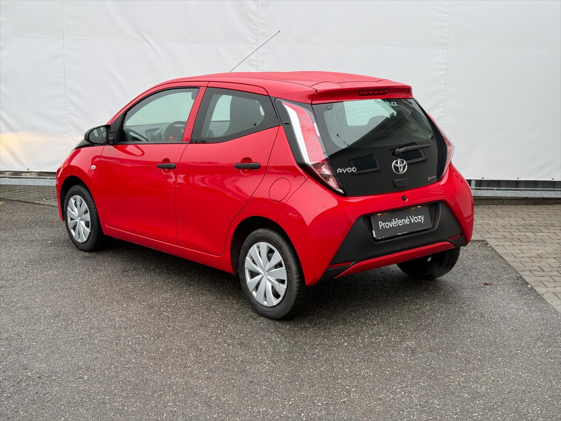Toyota Aygo Hatchback 998,0 51 kw