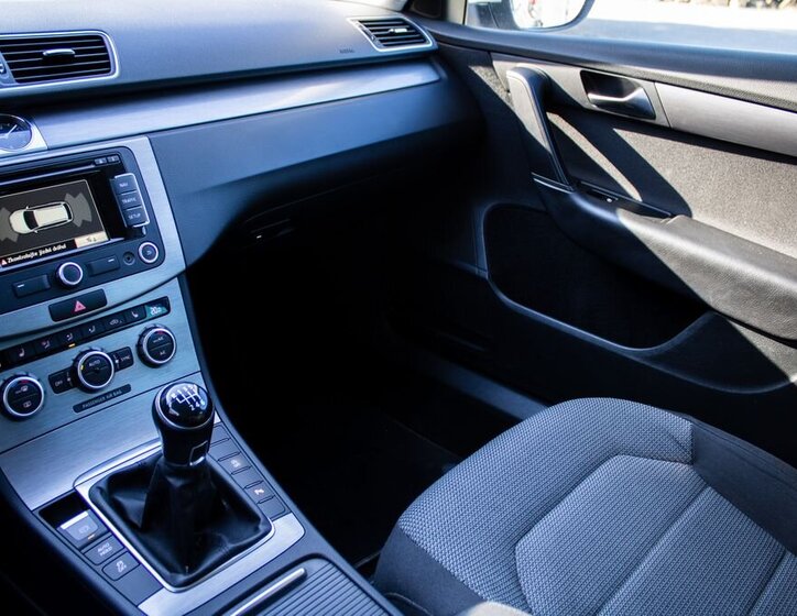 Volkswagen Passat Kombi 2,0 l 103 kw