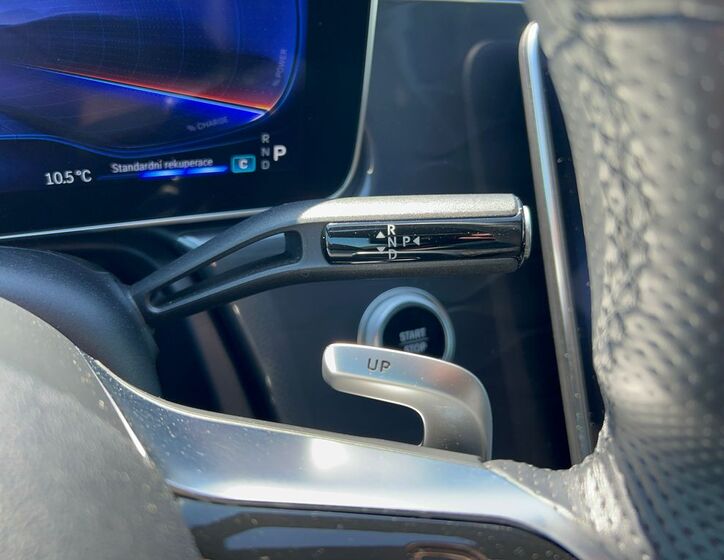 Mercedes-Benz EQE 20