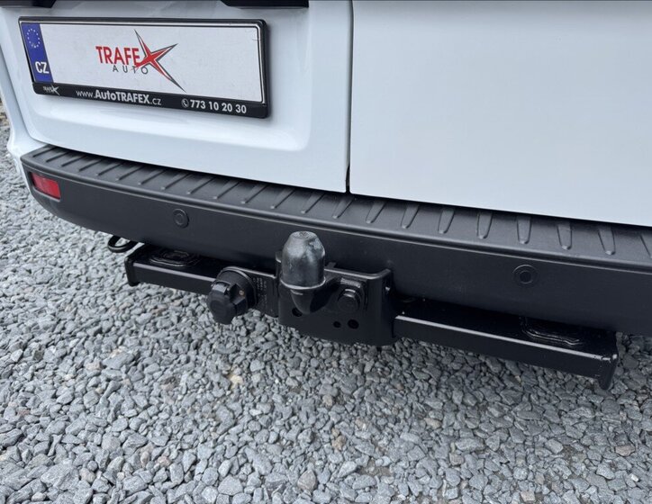 Ford Transit Custom Kombi 2,0 l 96 kw