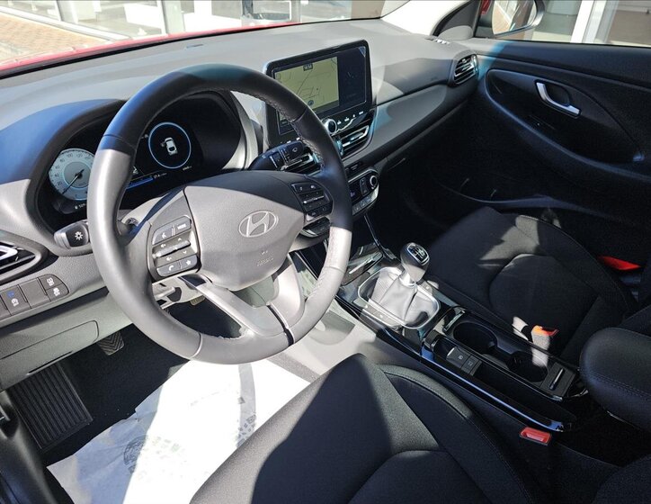 Hyundai i30 Liftback 998,0 73 kw