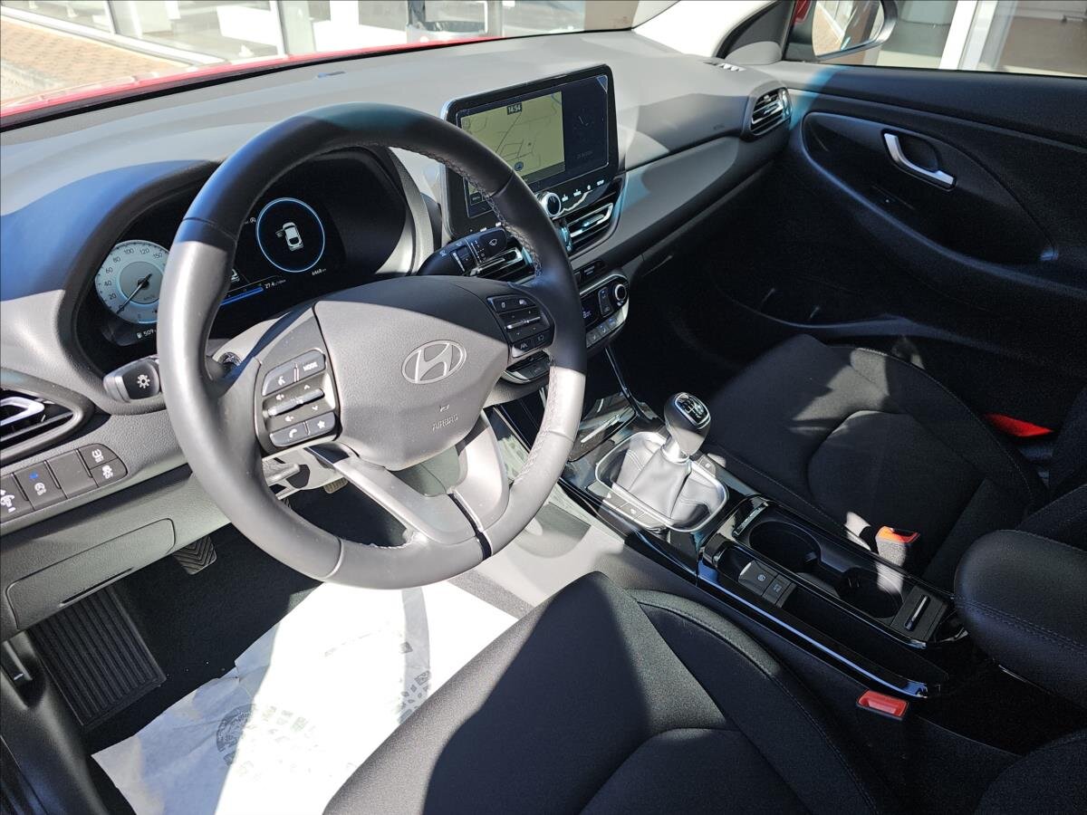 Hyundai i30 Liftback 998,0 73 kw