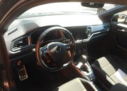 Volkswagen T-Roc SUV / Terénní 1,5 l 110 kw