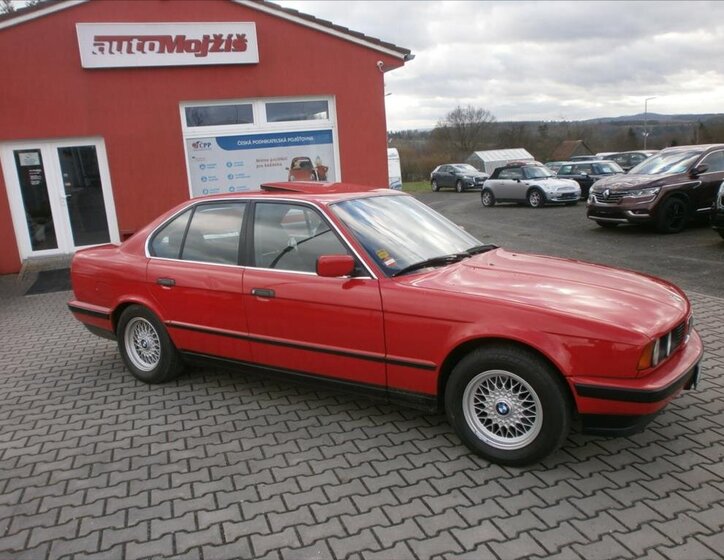 BMW Řada 5 Sedan 2,5 l 105 kw