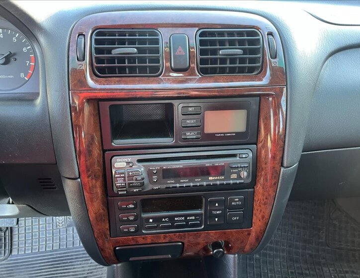 Mazda 626 Hatchback 2,0 l 85 kw