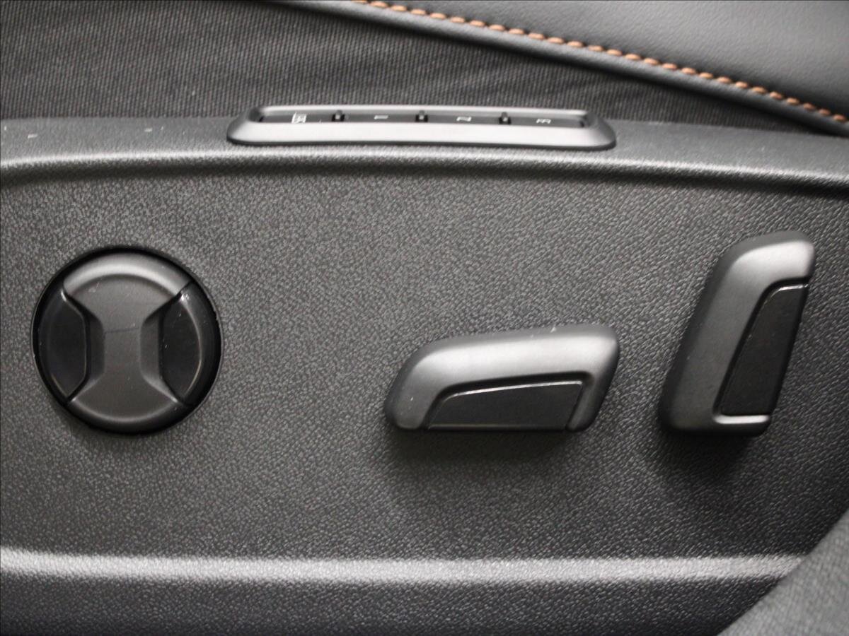 Cupra Formentor Kombi 2,0 l 228 kw