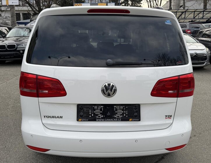 Volkswagen Touran MPV 1,6 l 77 kw