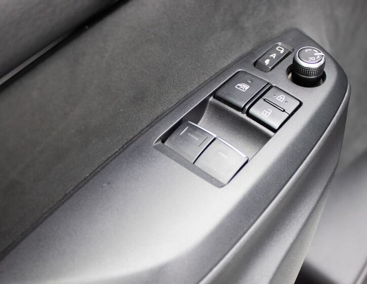 Toyota Yaris Hatchback 1,6 l 192 kw