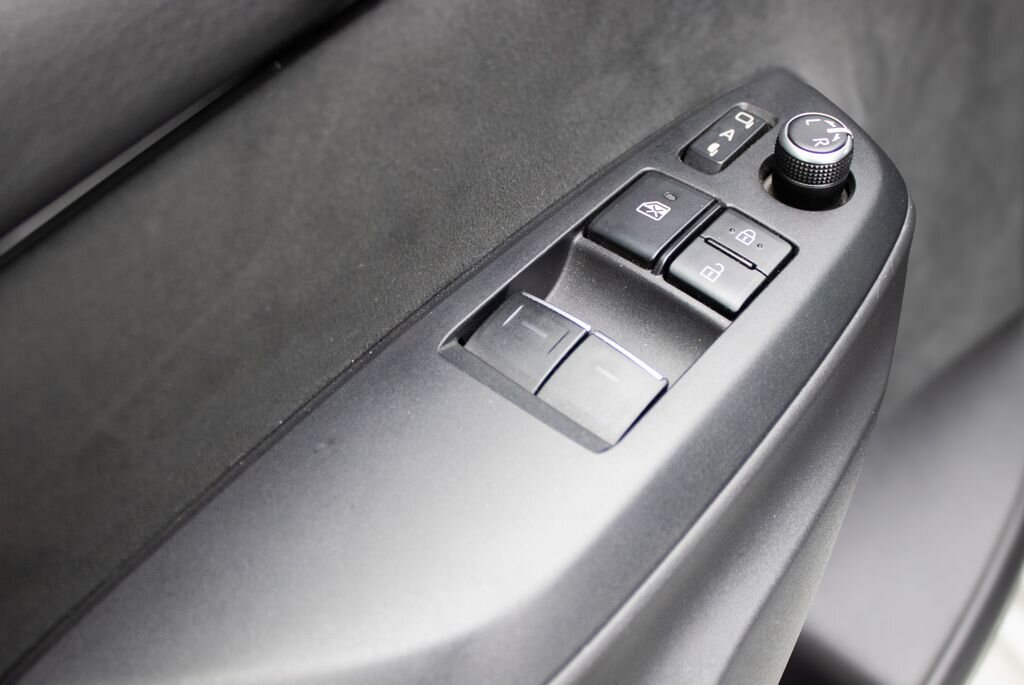 Toyota Yaris Hatchback 1,6 l 192 kw