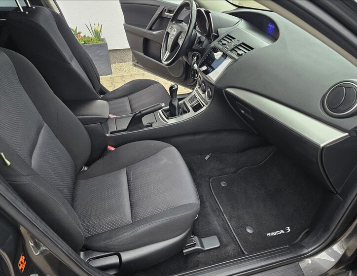 Mazda 3 Hatchback 1,6 l 77 kw