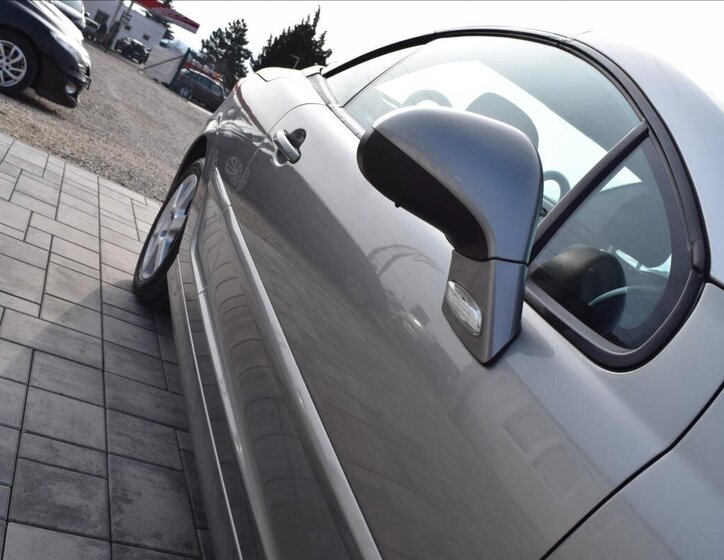 Peugeot 207 Kabriolet 1,6 l 88 kw