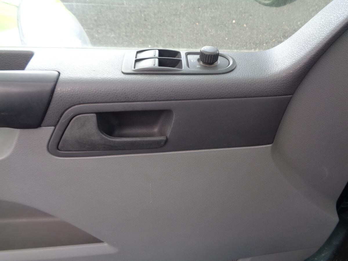 Volkswagen Transporter Valník 2,5 l 96 kw