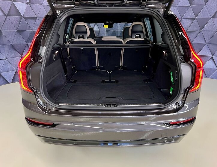 Volvo XC90 SUV 2,0 l 184 kw