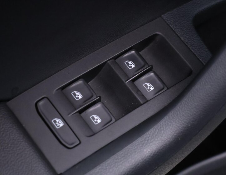 Škoda Octavia Liftback 2,0 l 110 kw