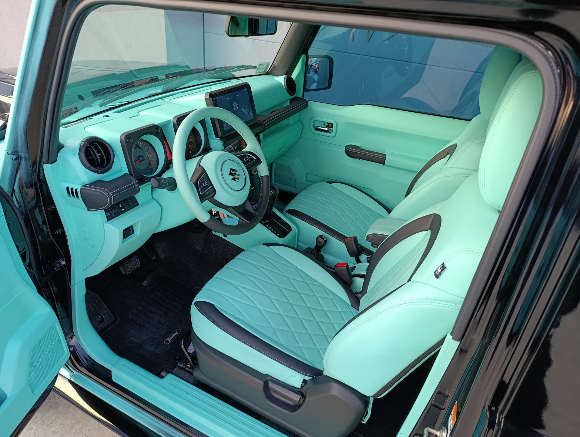 Suzuki Jimny SUV 1,5 l 75 kw