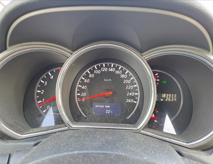 Nissan Murano SUV / Terénní 2,5 l 140 kw