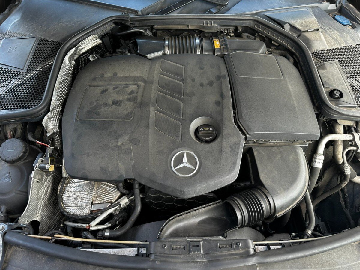 Mercedes-Benz Třídy C Kombi 1,6 l 90 kw