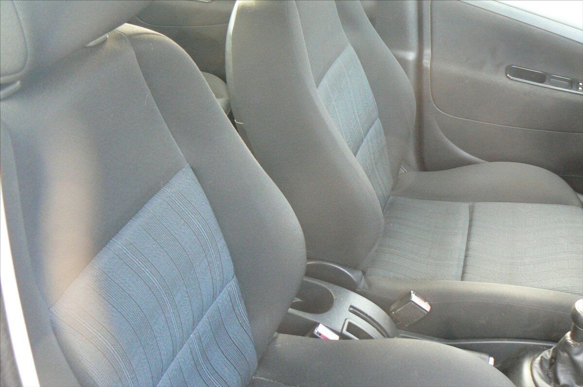 Peugeot 207 Hatchback 1,4 l 54 kw