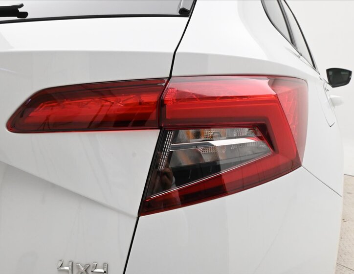 Škoda Karoq SUV / Terénní 2,0 l 110 kw